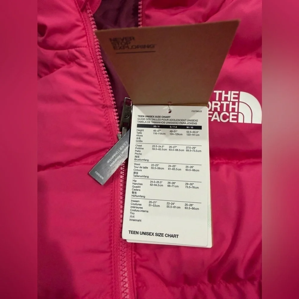 The North Face Reversible Pink and Purple Puffer Jacket for Teens (L-12)